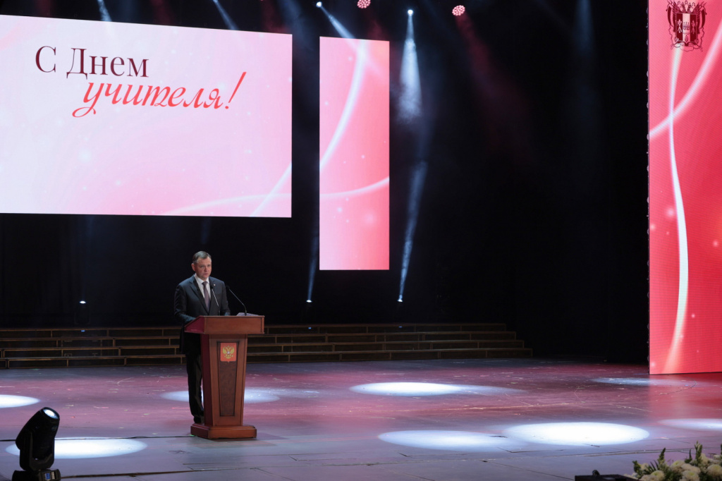 00f9a0495fbe90d09d3609ff08344964_1600_1066_cropped (1).jpg 00f9a0495fbe90d09d3609ff08344964_1600_1066_cropped (1).jpg